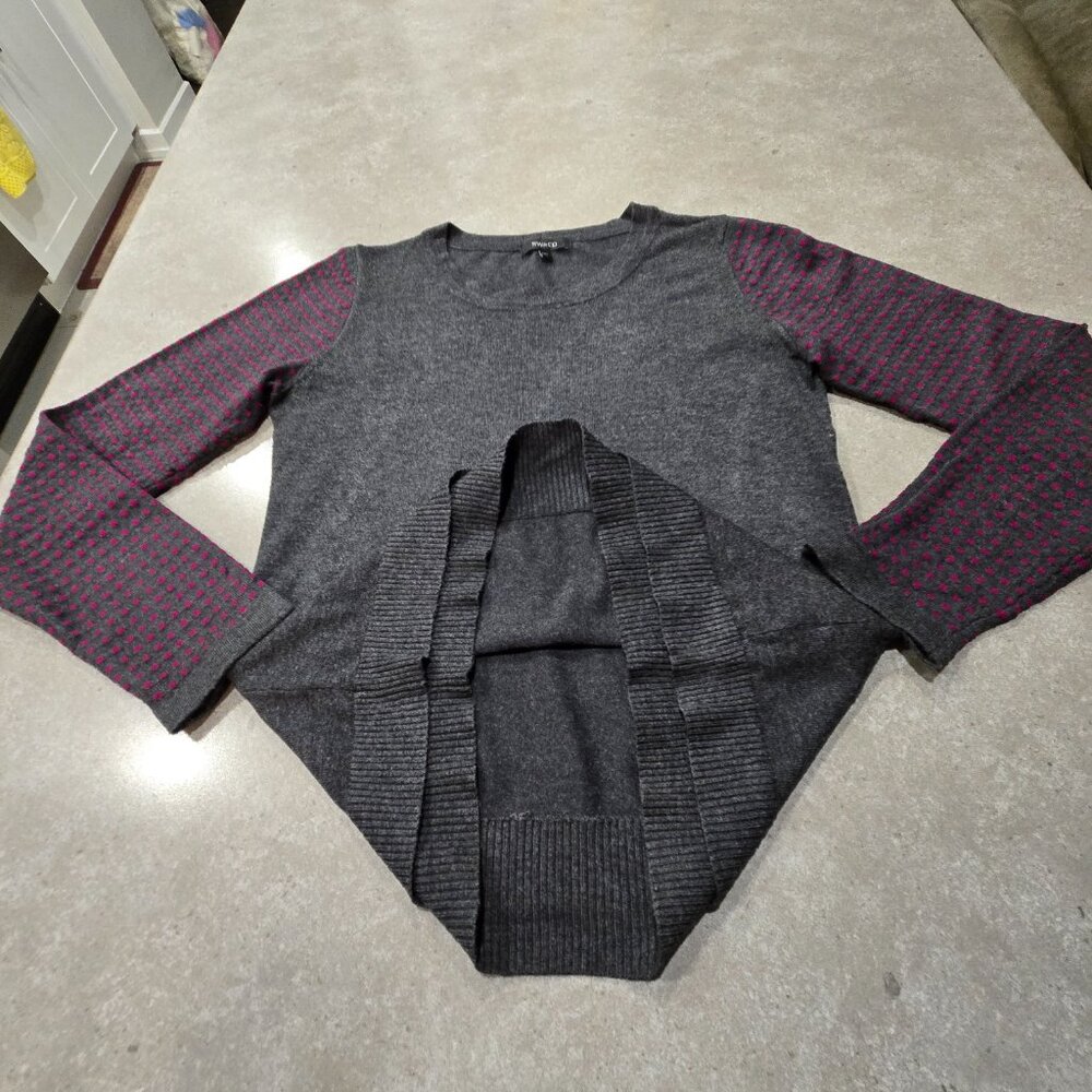 RW & Co. Women's Knit Long Sleeves Top w/Dots - Charcoal Grey/Pink - Sze Medium